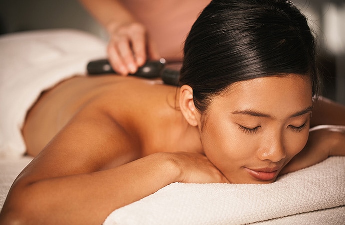 Saunders-Massage-Therapy-hot-stone-Thumb