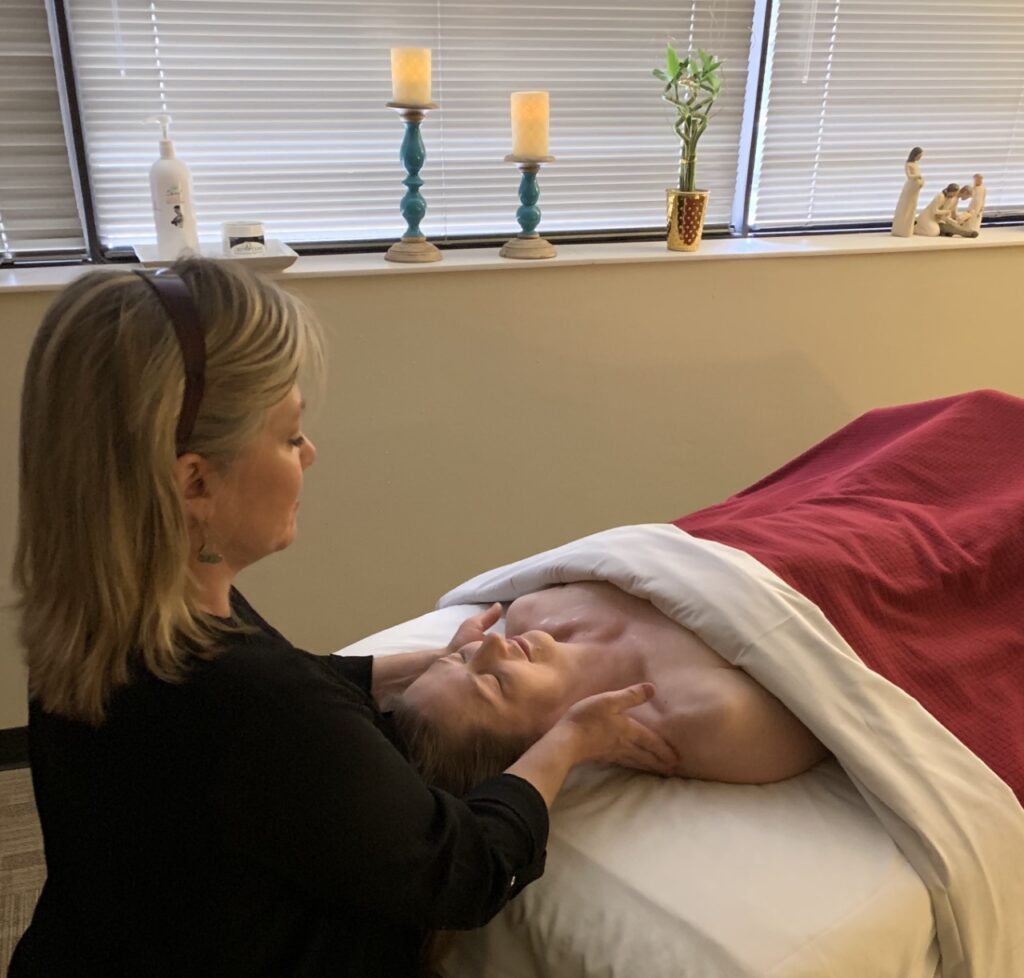 Nancy Saunders giving a Swedish Massage from her relaxing office